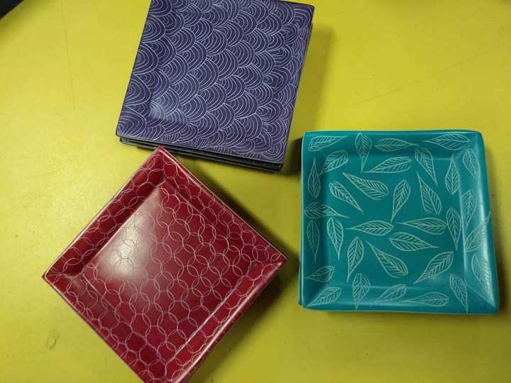 Square Patterned Shallow Decorative Dish (4pcs)