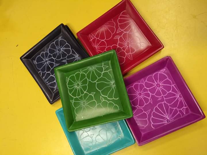 Square Patterned Shallow Decorative Dish (4pcs)