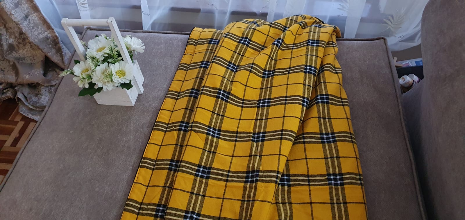 Yellow Maasai blanket