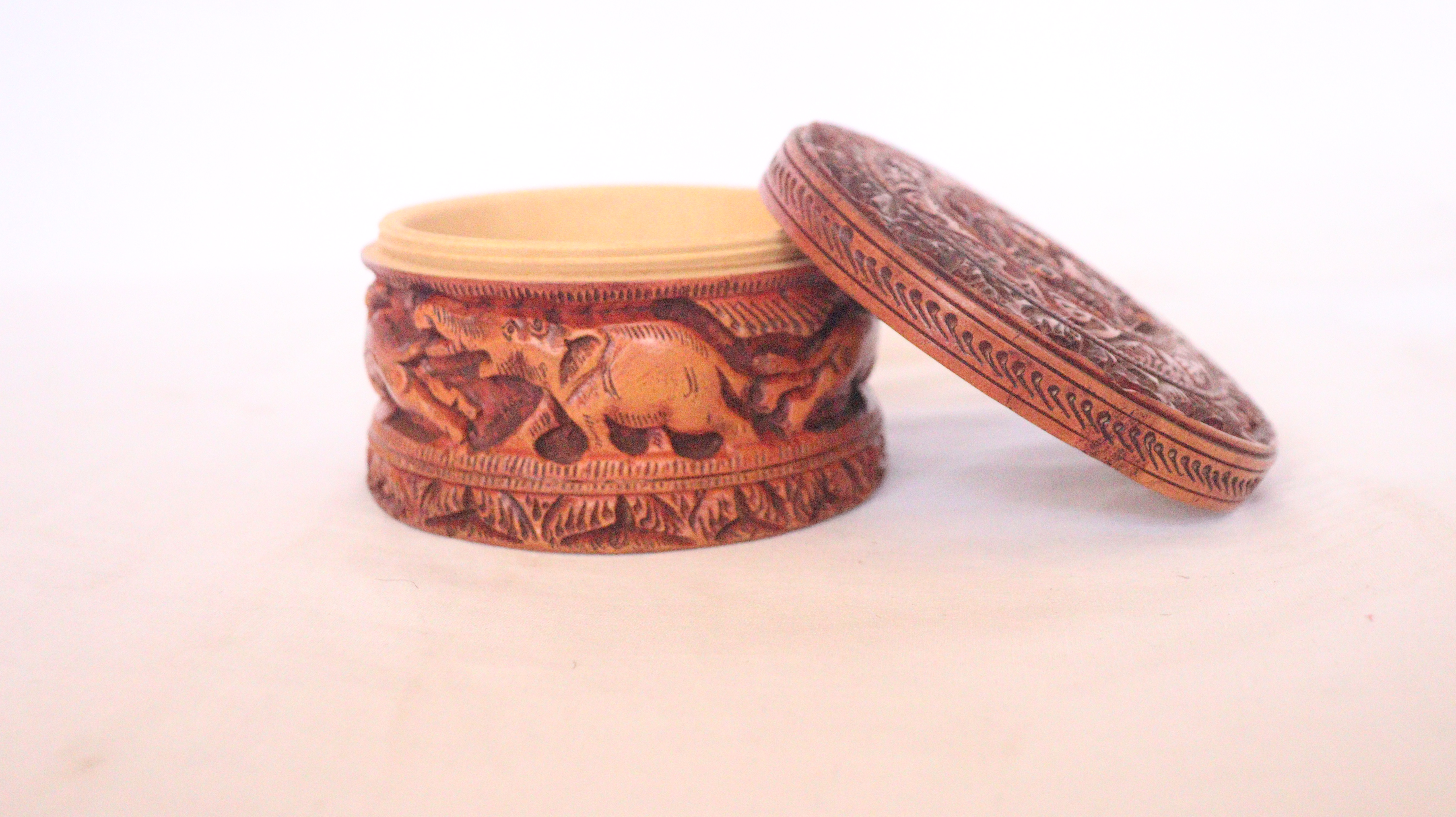 Circular Wooden Jewelry Box, Sandalwood Jewelry Box, Round Jewelry Box