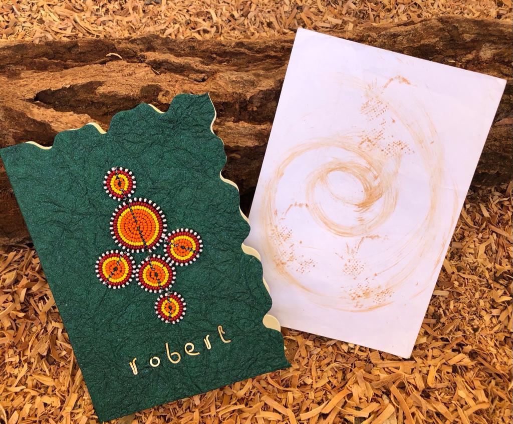 Intricate message cards