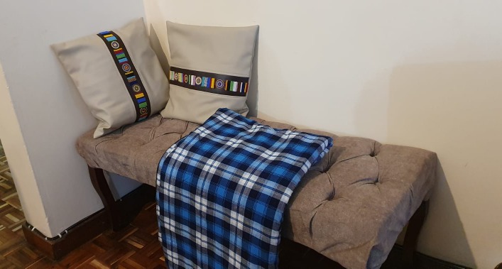 Blue and white Maasai Fleece blanket, African Maasai blanket, Blue Throw