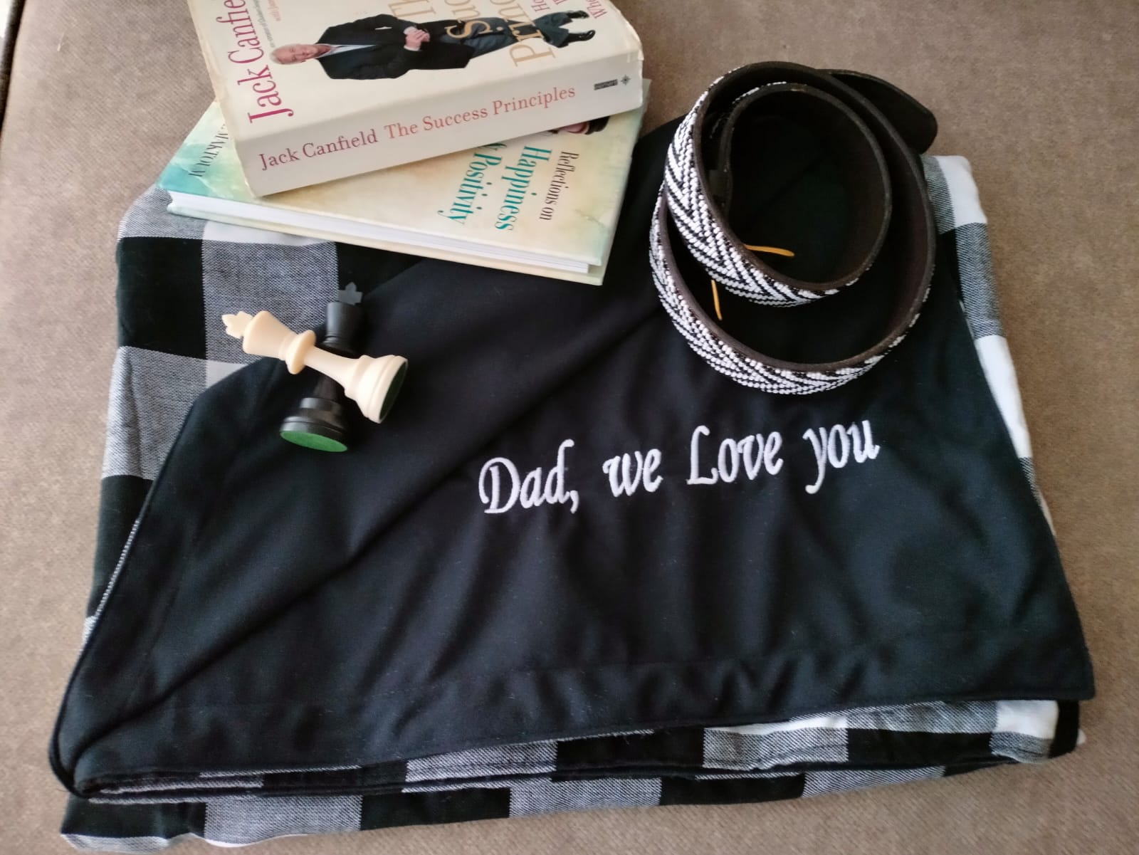 Black and White Maasai Fleece blanket, African Maasai throw blanket, Black Throw