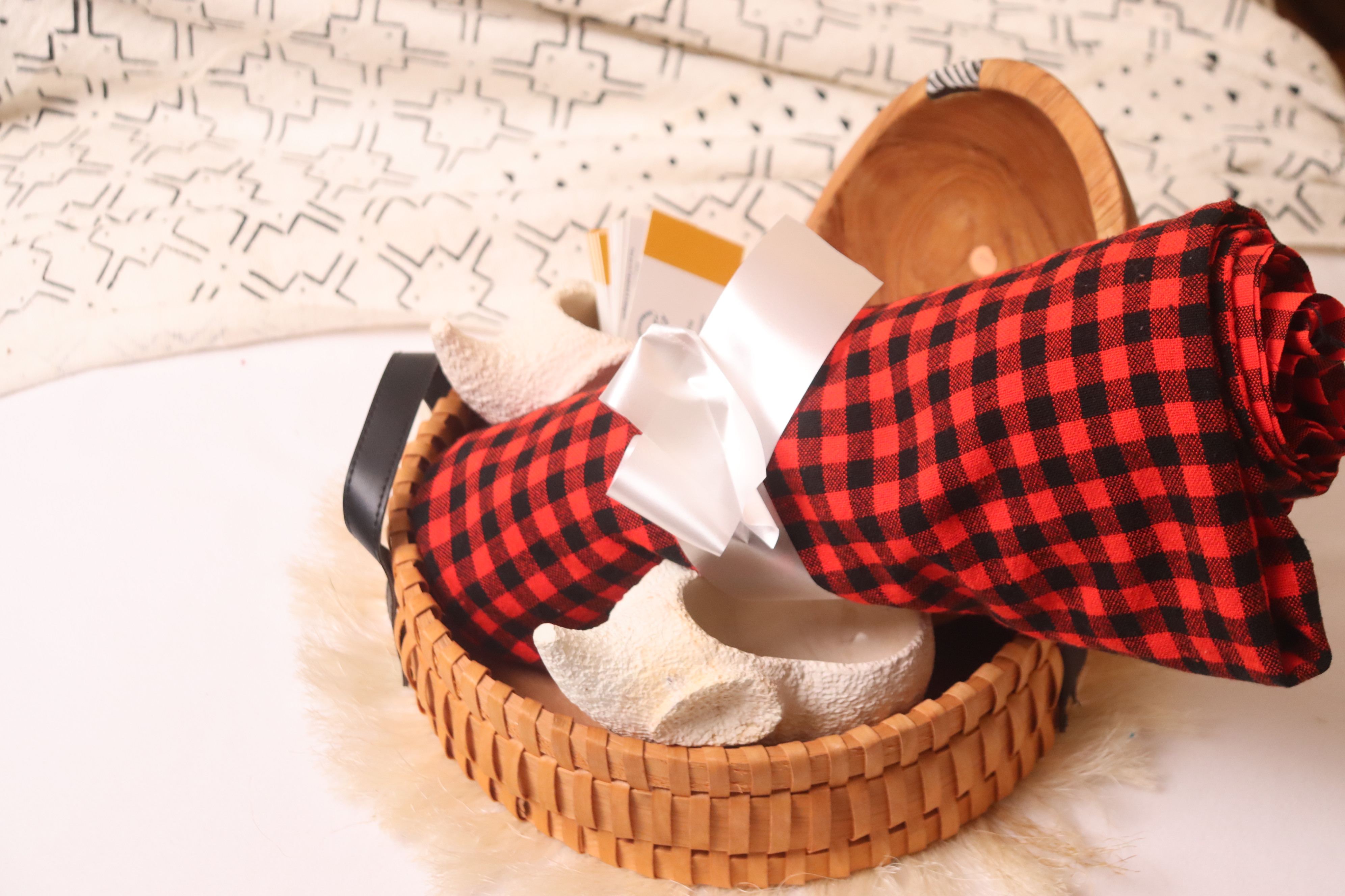 Red and Black Maasai Fleece Blanket/throw blanket, Red Maasai Blanket